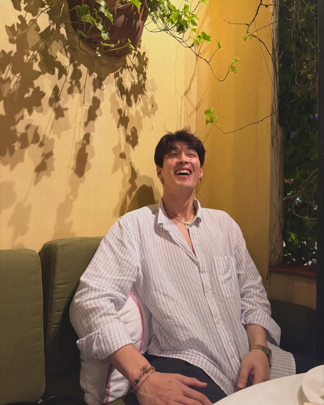 กระทิง - ขุนณรงค์ ประเทศรัตน์