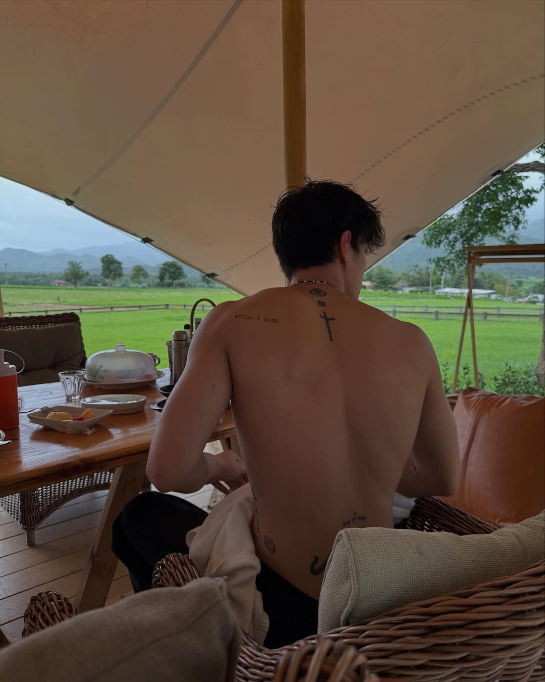 กระทิง - ขุนณรงค์ ประเทศรัตน์