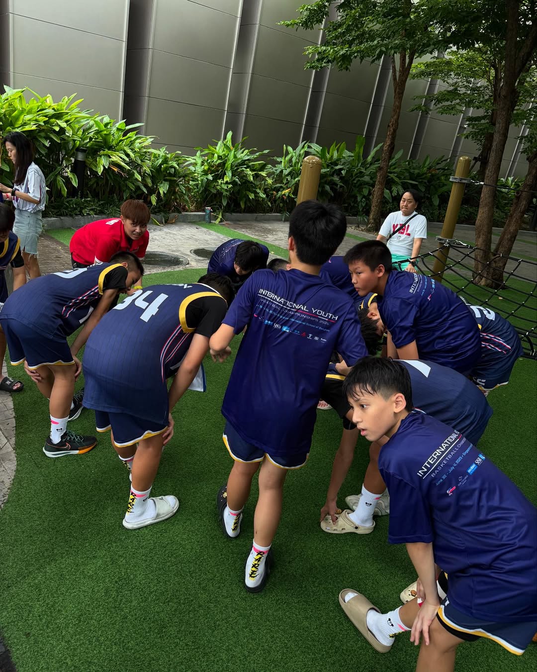 กระทิง - ขุนณรงค์ ประเทศรัตน์