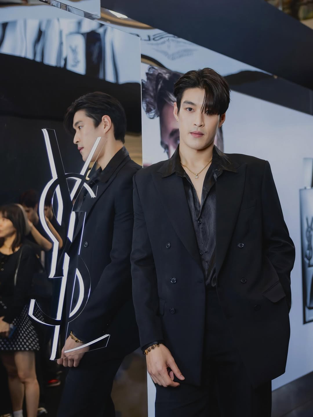 กระทิง - ขุนณรงค์ ประเทศรัตน์