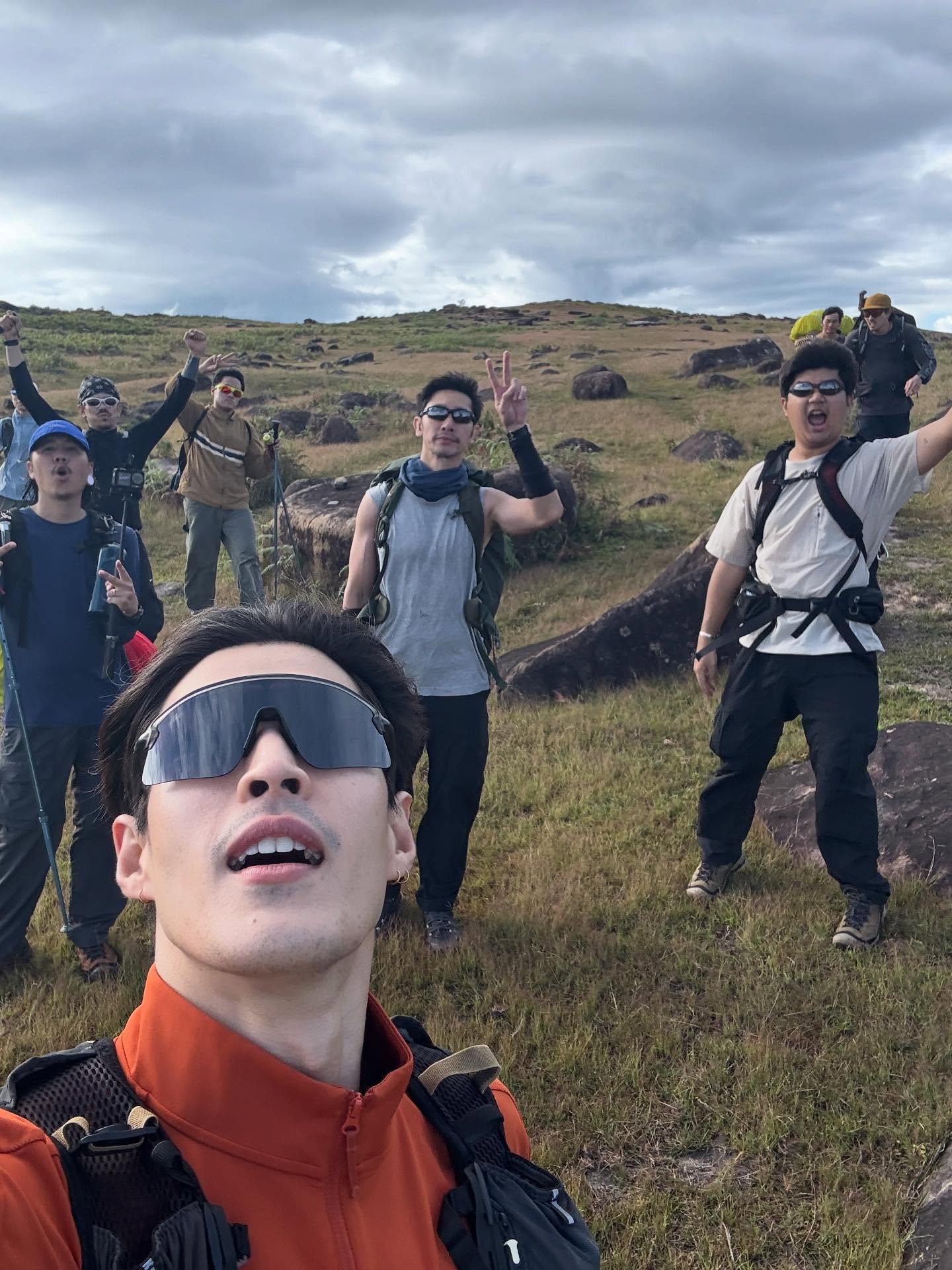 กระทิง - ขุนณรงค์ ประเทศรัตน์