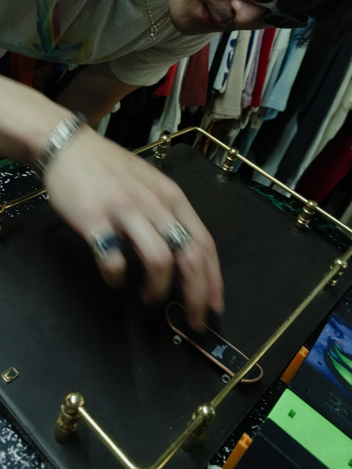 กระทิง - ขุนณรงค์ ประเทศรัตน์