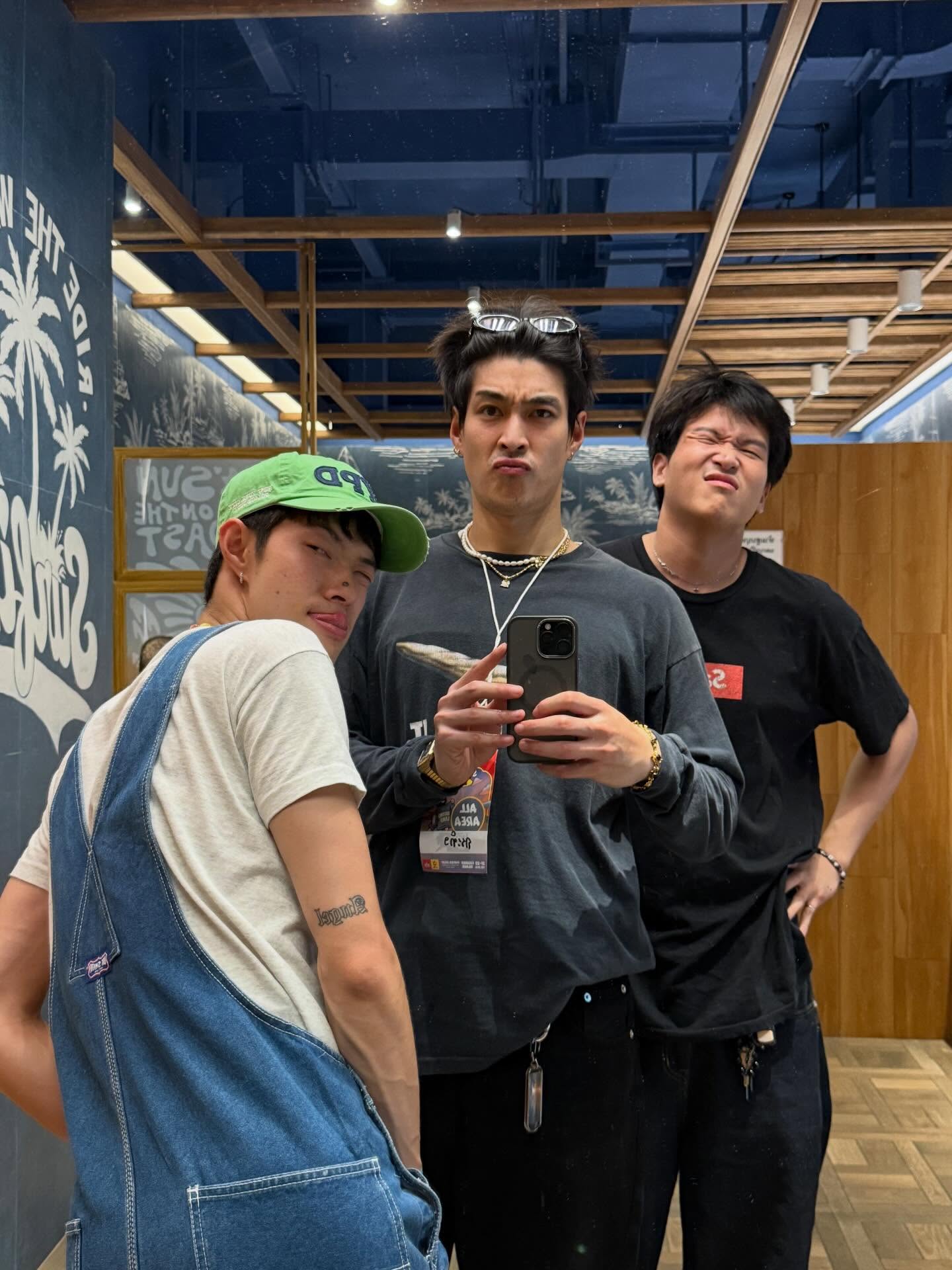 กระทิง - ขุนณรงค์ ประเทศรัตน์