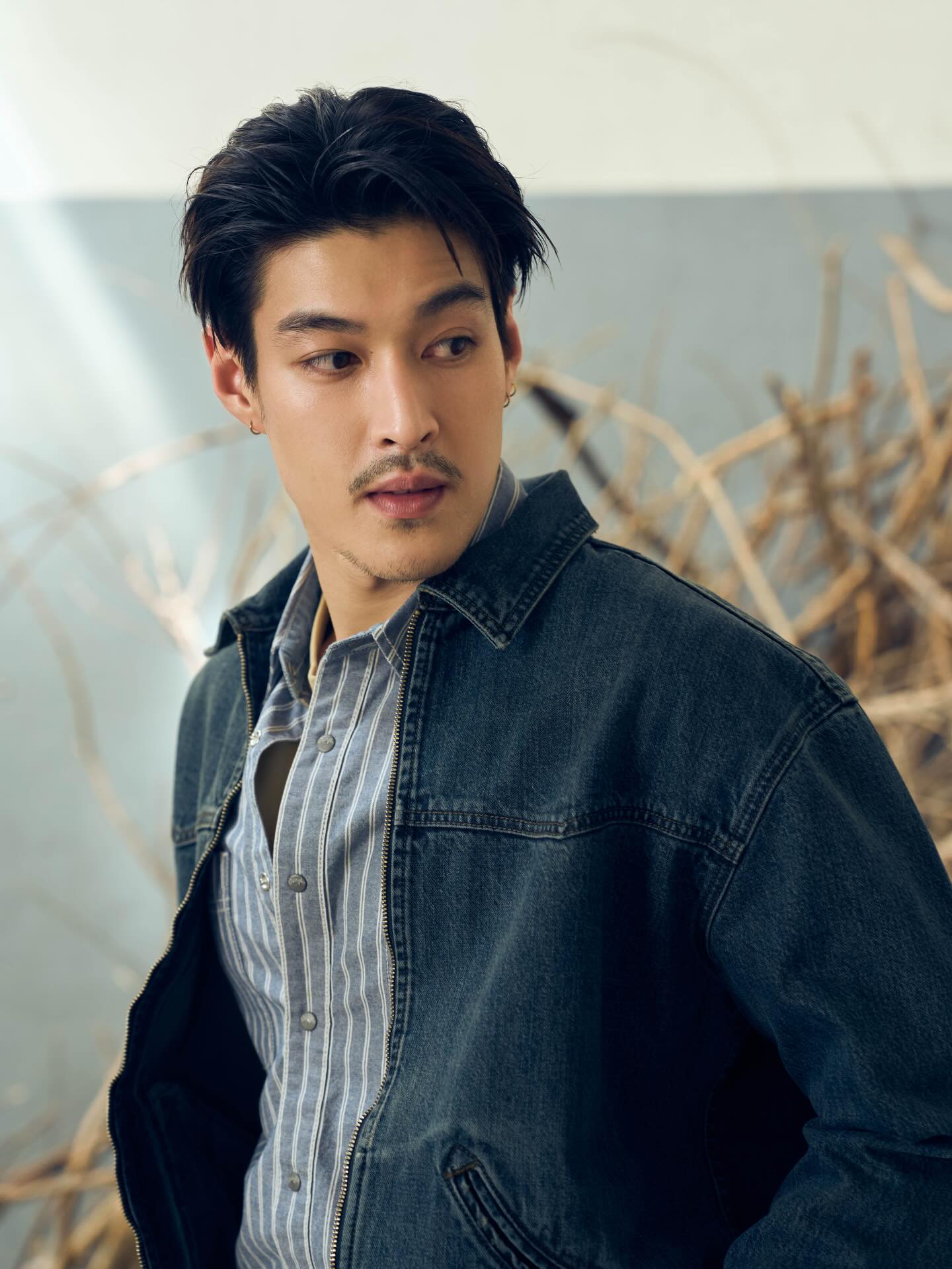 กระทิง - ขุนณรงค์ ประเทศรัตน์