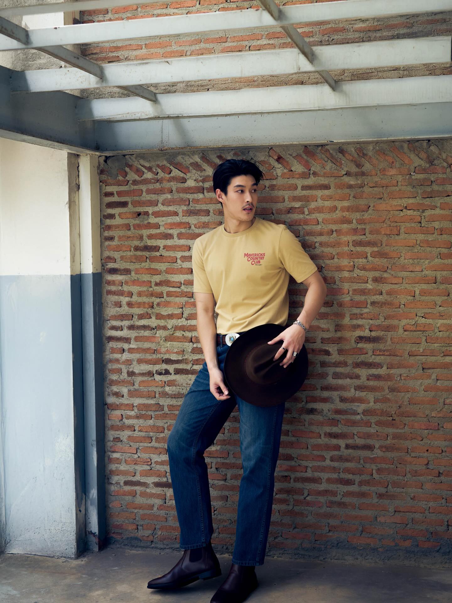 กระทิง - ขุนณรงค์ ประเทศรัตน์