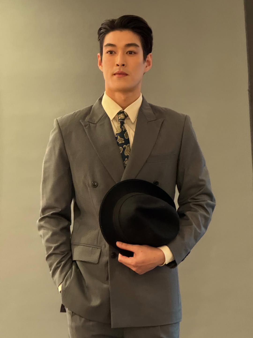กระทิง - ขุนณรงค์ ประเทศรัตน์