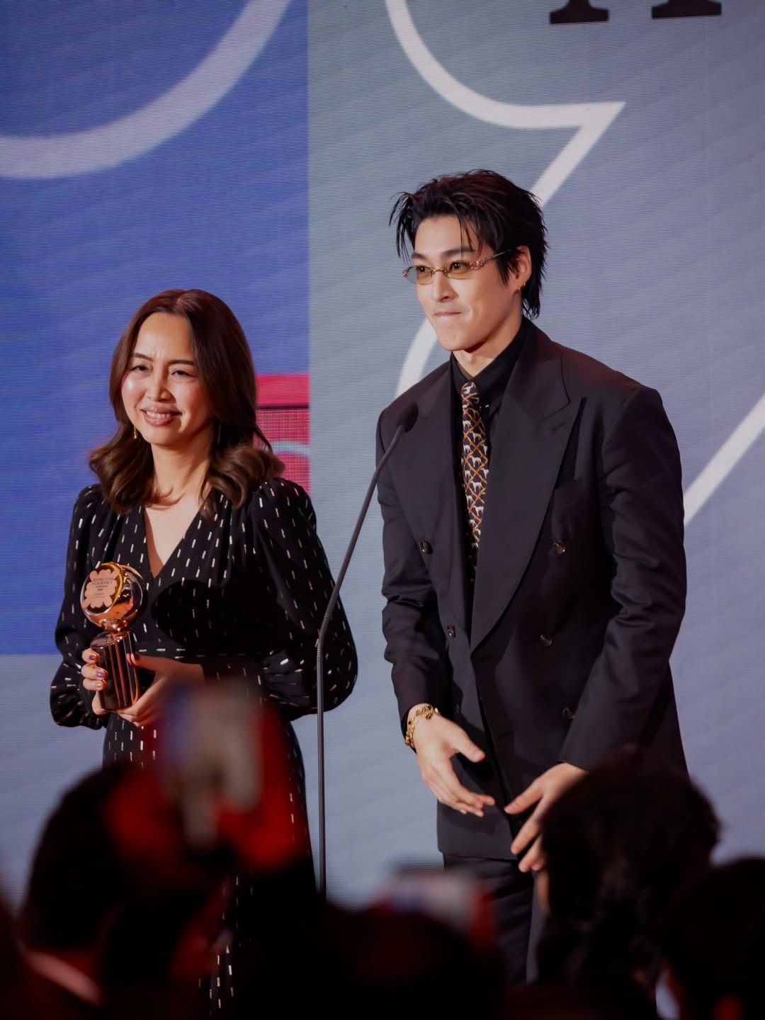 กระทิง - ขุนณรงค์ ประเทศรัตน์