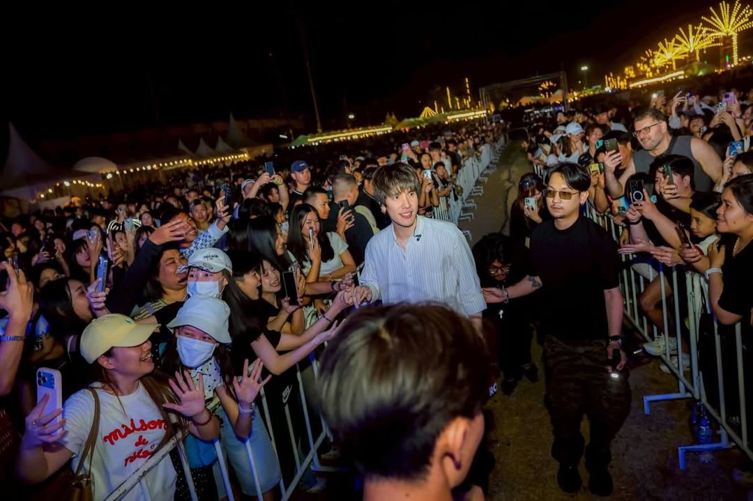 มิว - ชิษณุชา ตันติเมธ