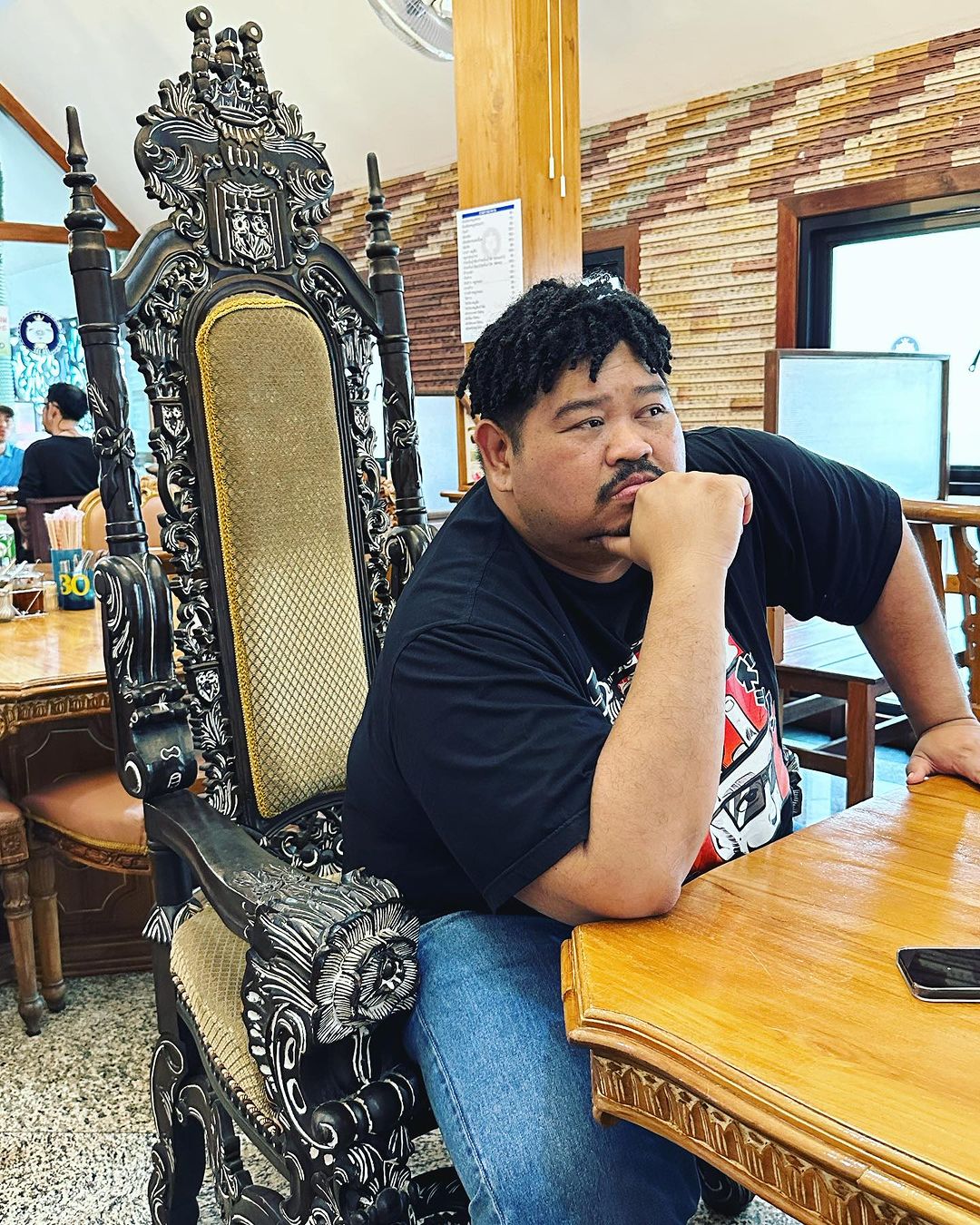 ป๊อบ - ปองกูล สืบซึ้ง
