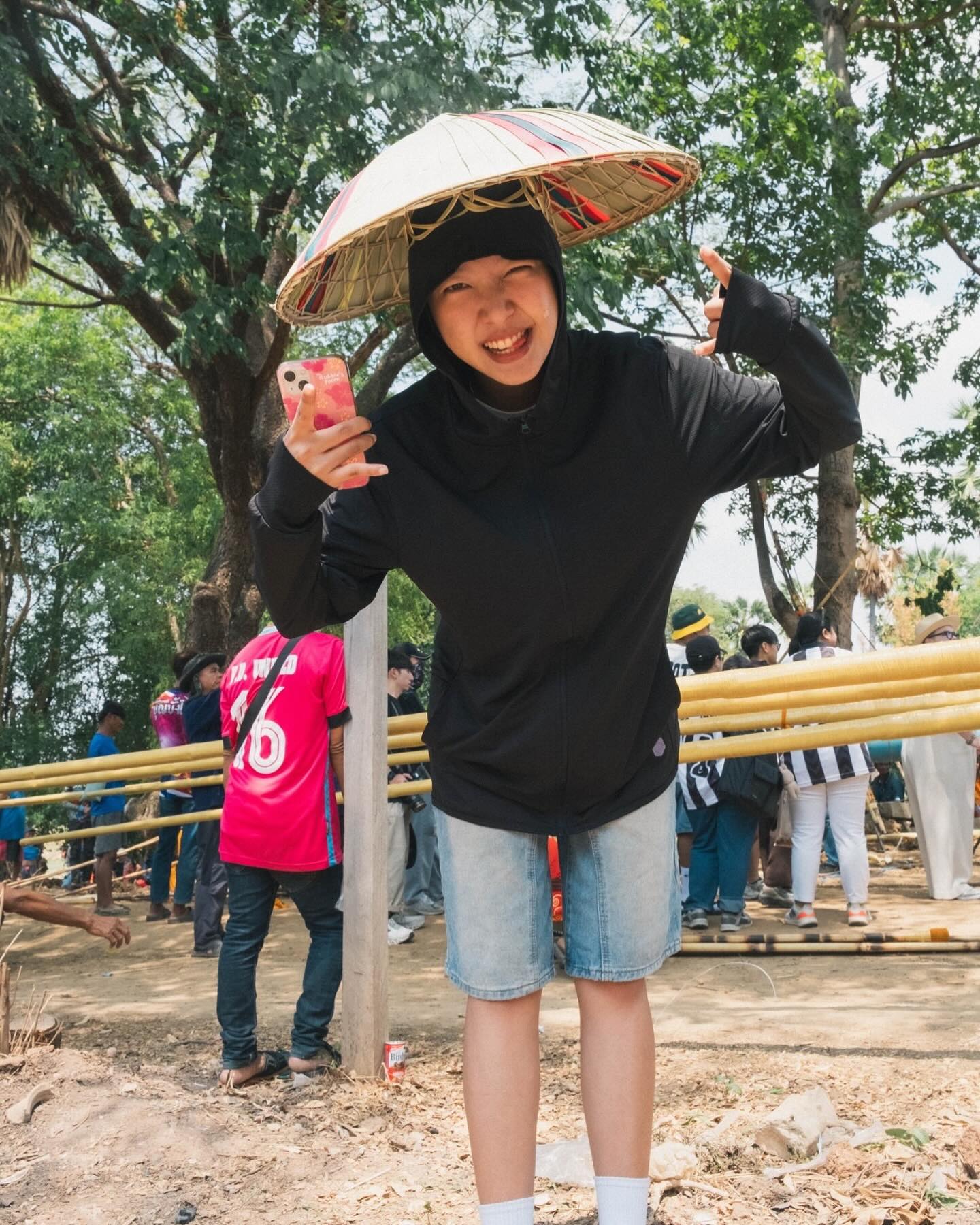 ป๊อบ - ปองกูล สืบซึ้ง