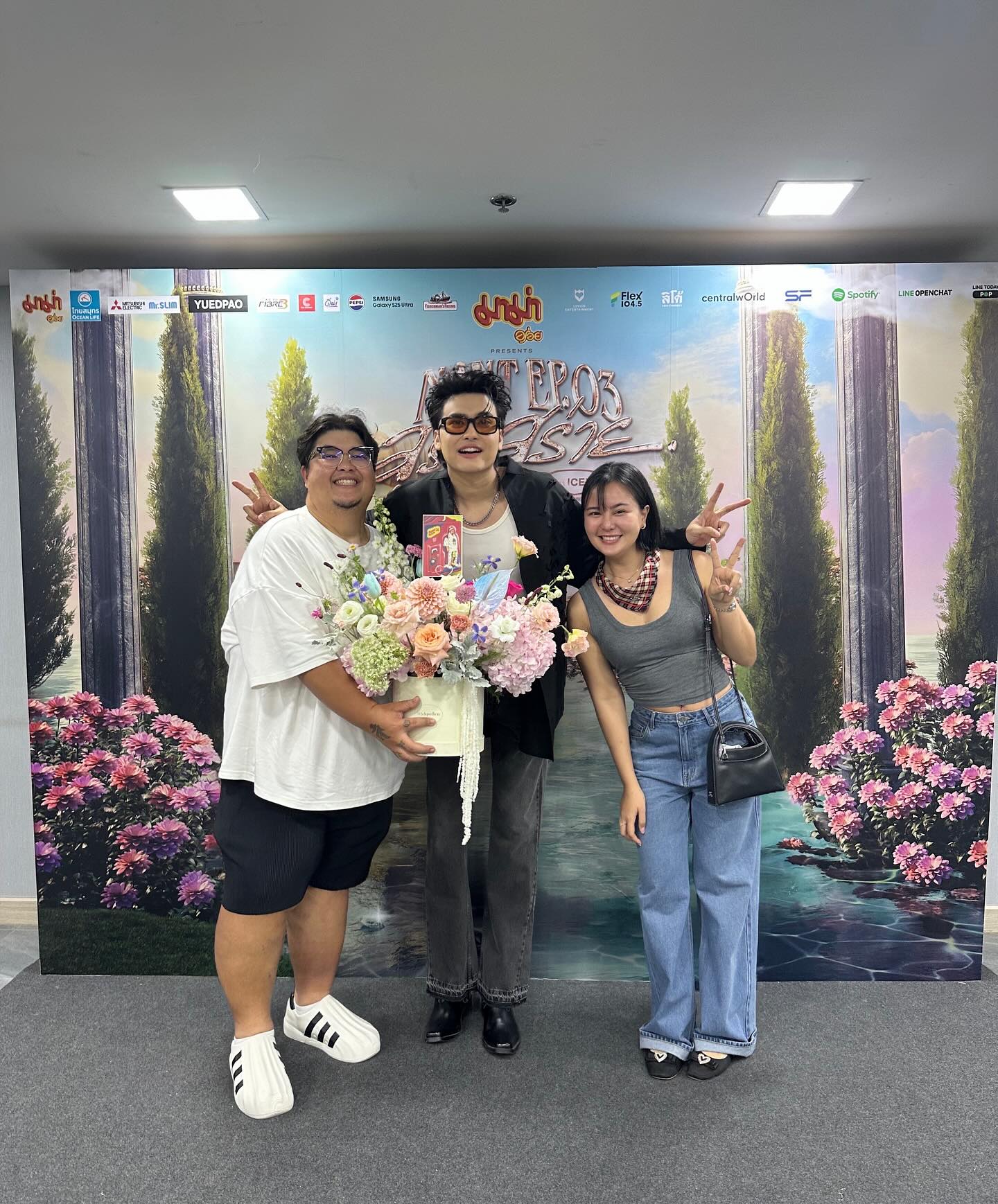 ป๊อบ - ปองกูล สืบซึ้ง
