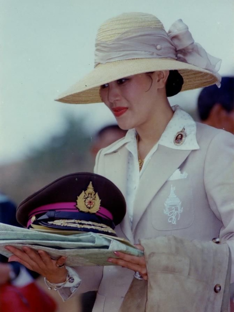 ป๊อบ - ปองกูล สืบซึ้ง