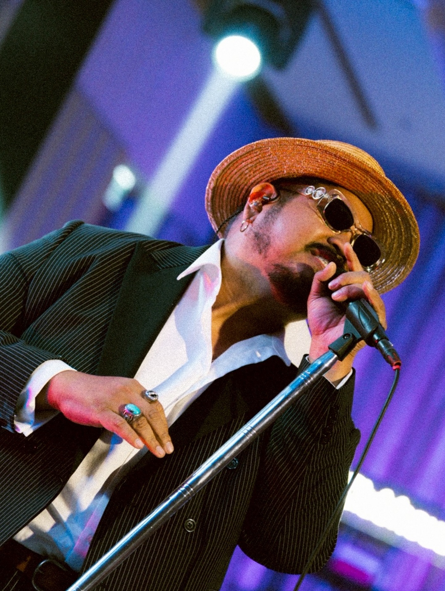 ป๊อบ - ปองกูล สืบซึ้ง