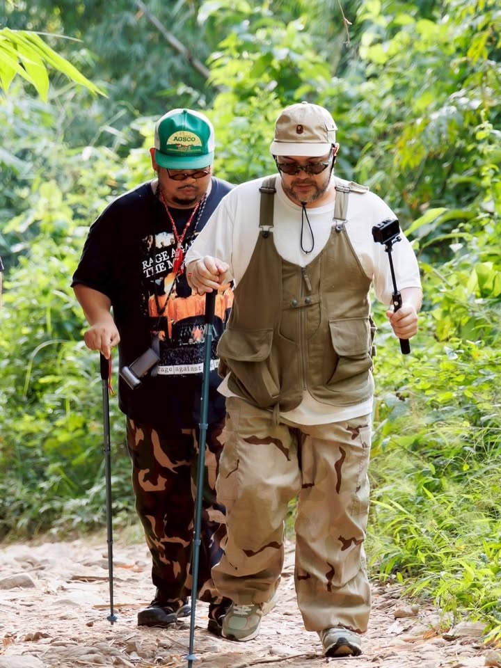 ป๊อบ - ปองกูล สืบซึ้ง