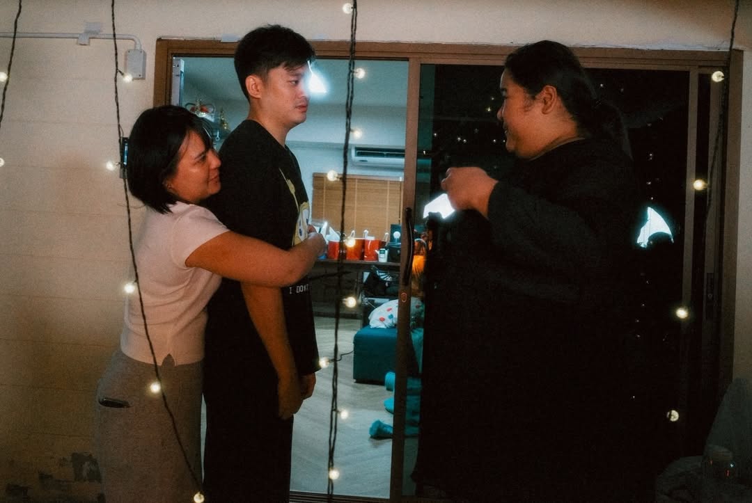 ป๊อบ - ปองกูล สืบซึ้ง