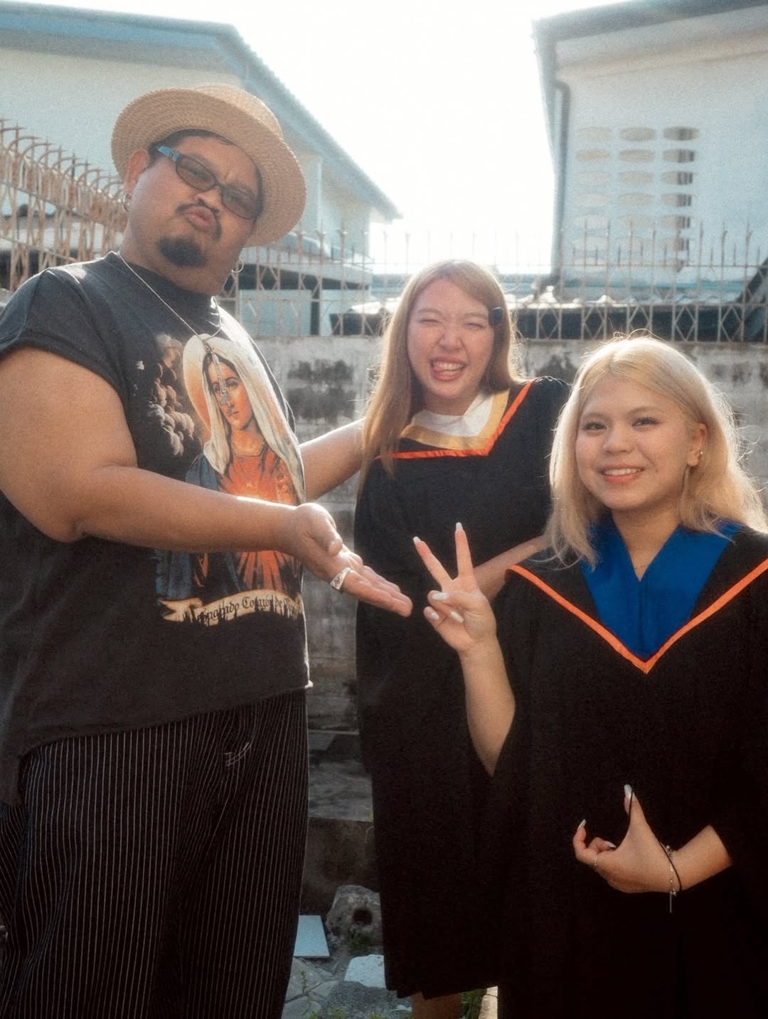 ป๊อบ - ปองกูล สืบซึ้ง