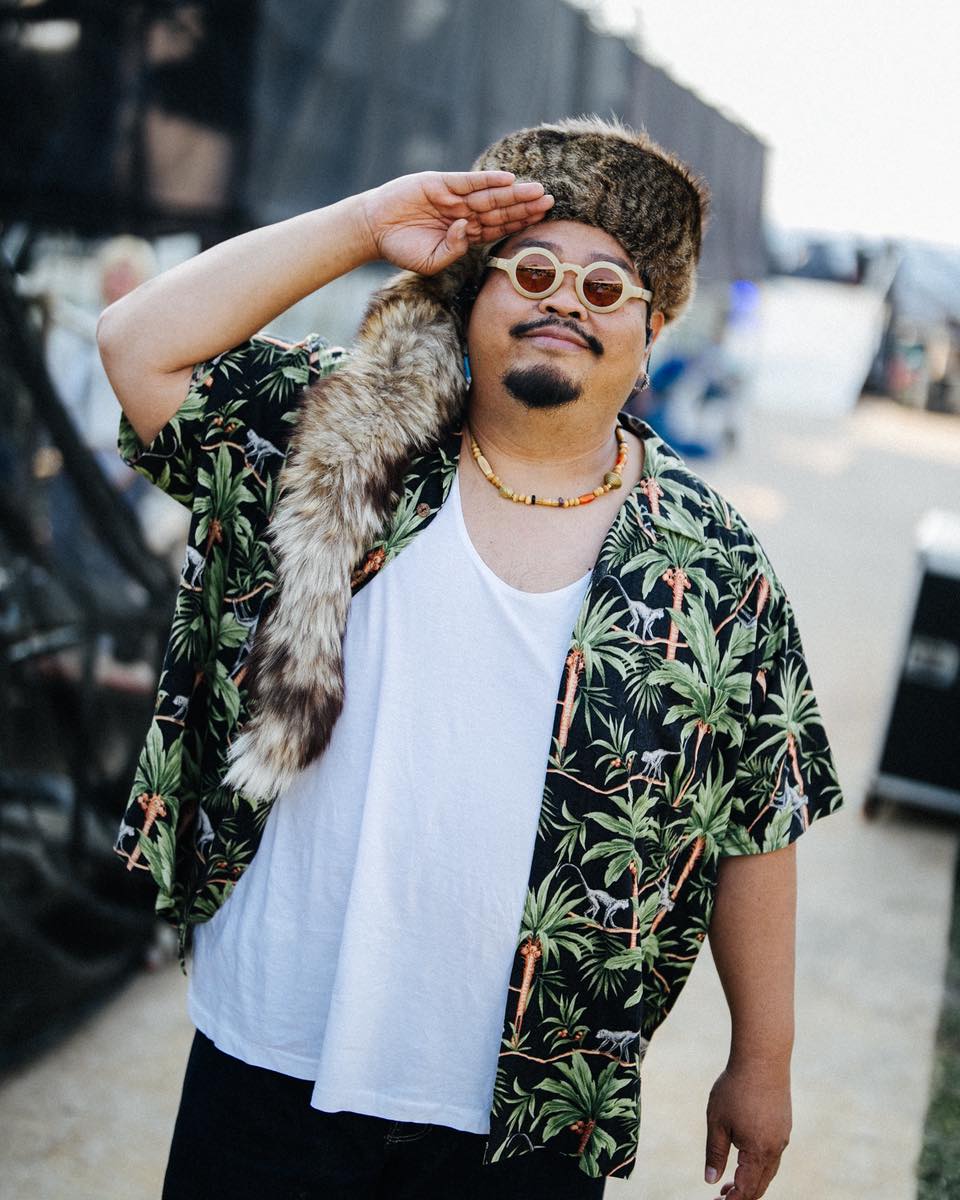 ป๊อบ - ปองกูล สืบซึ้ง