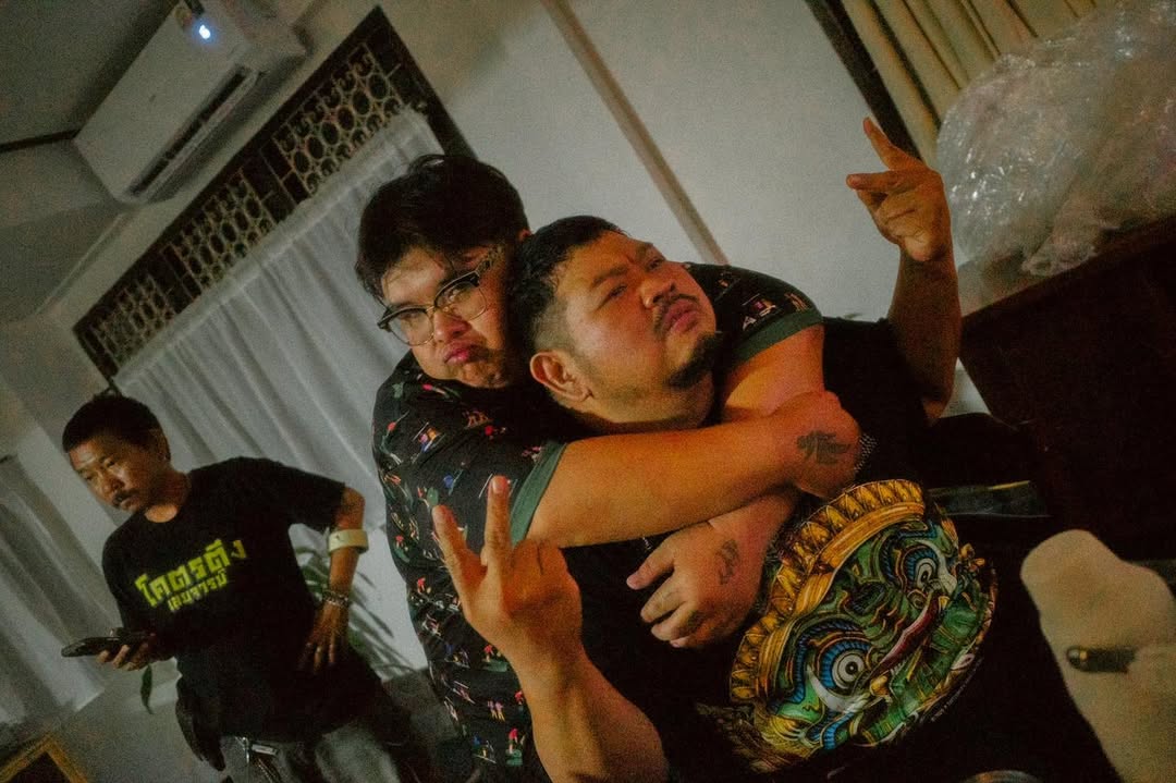 ป๊อบ - ปองกูล สืบซึ้ง