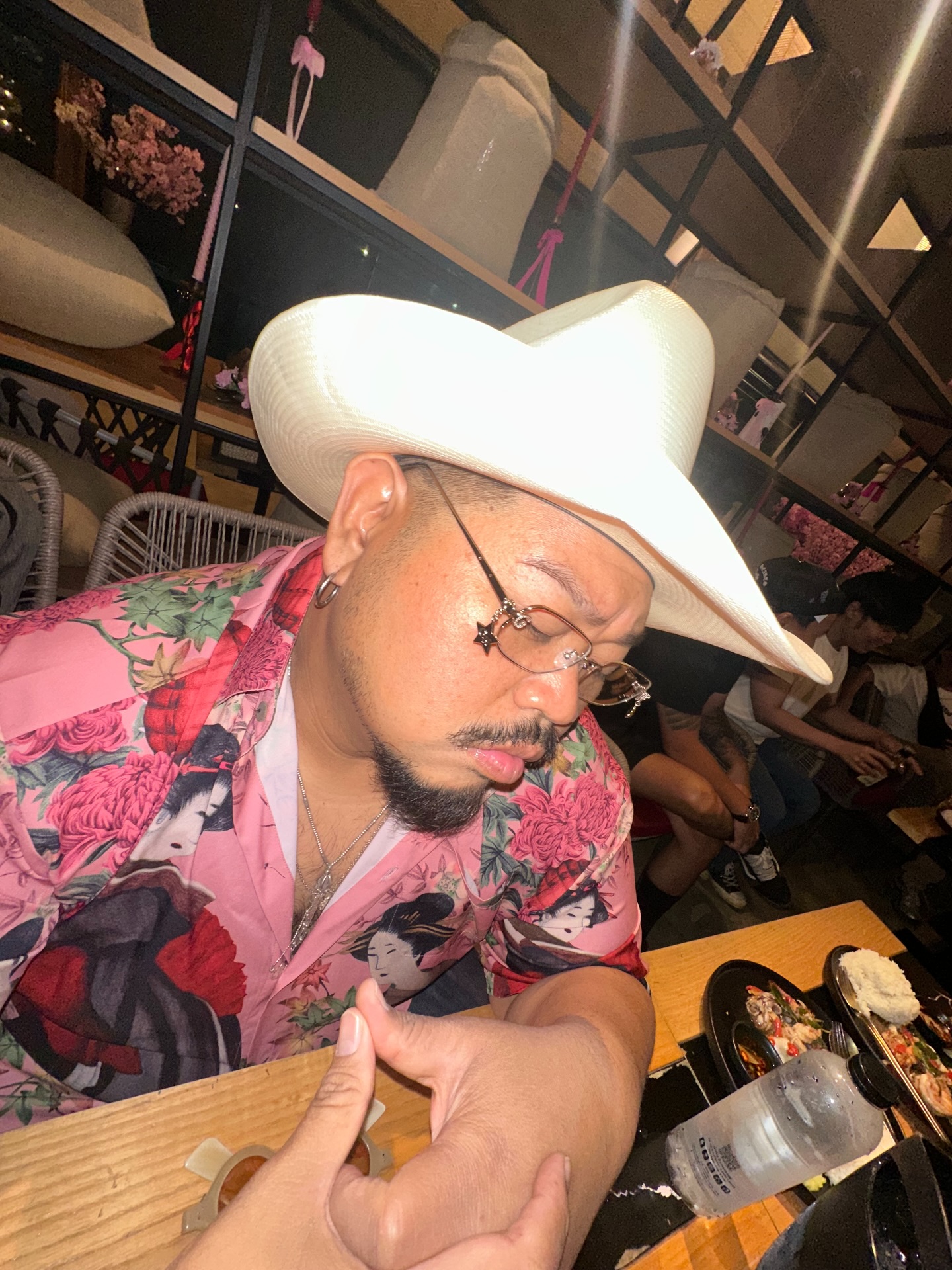 ป๊อบ - ปองกูล สืบซึ้ง