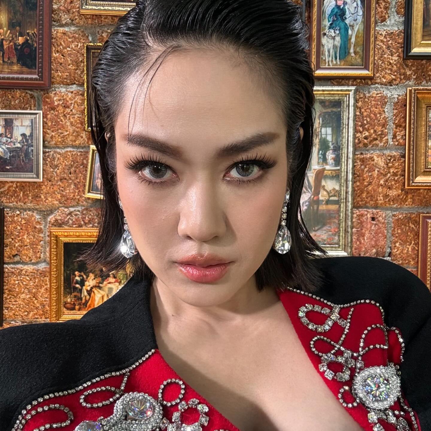 นิว - นภัสสร ภูธรใจ