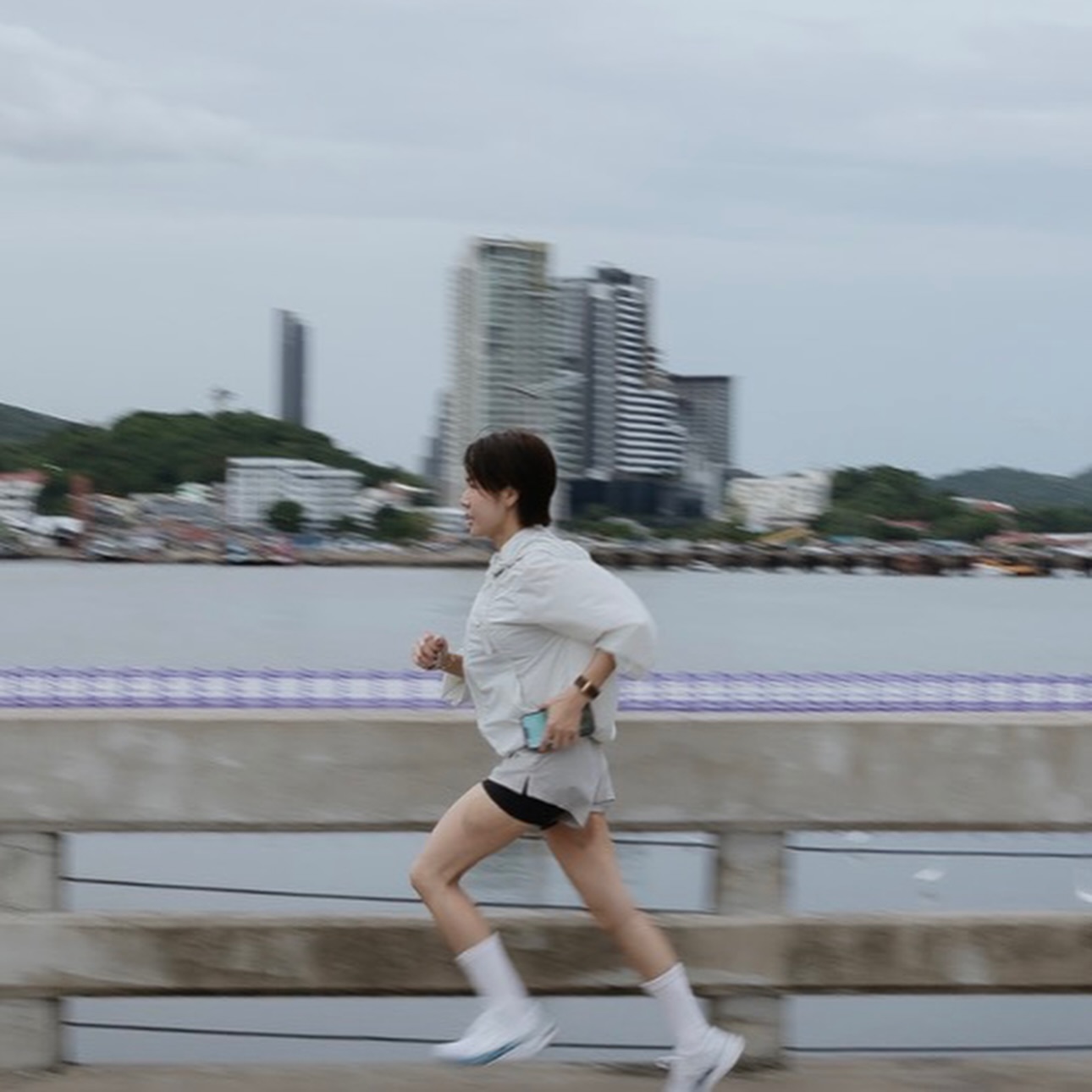นิว - นภัสสร ภูธรใจ