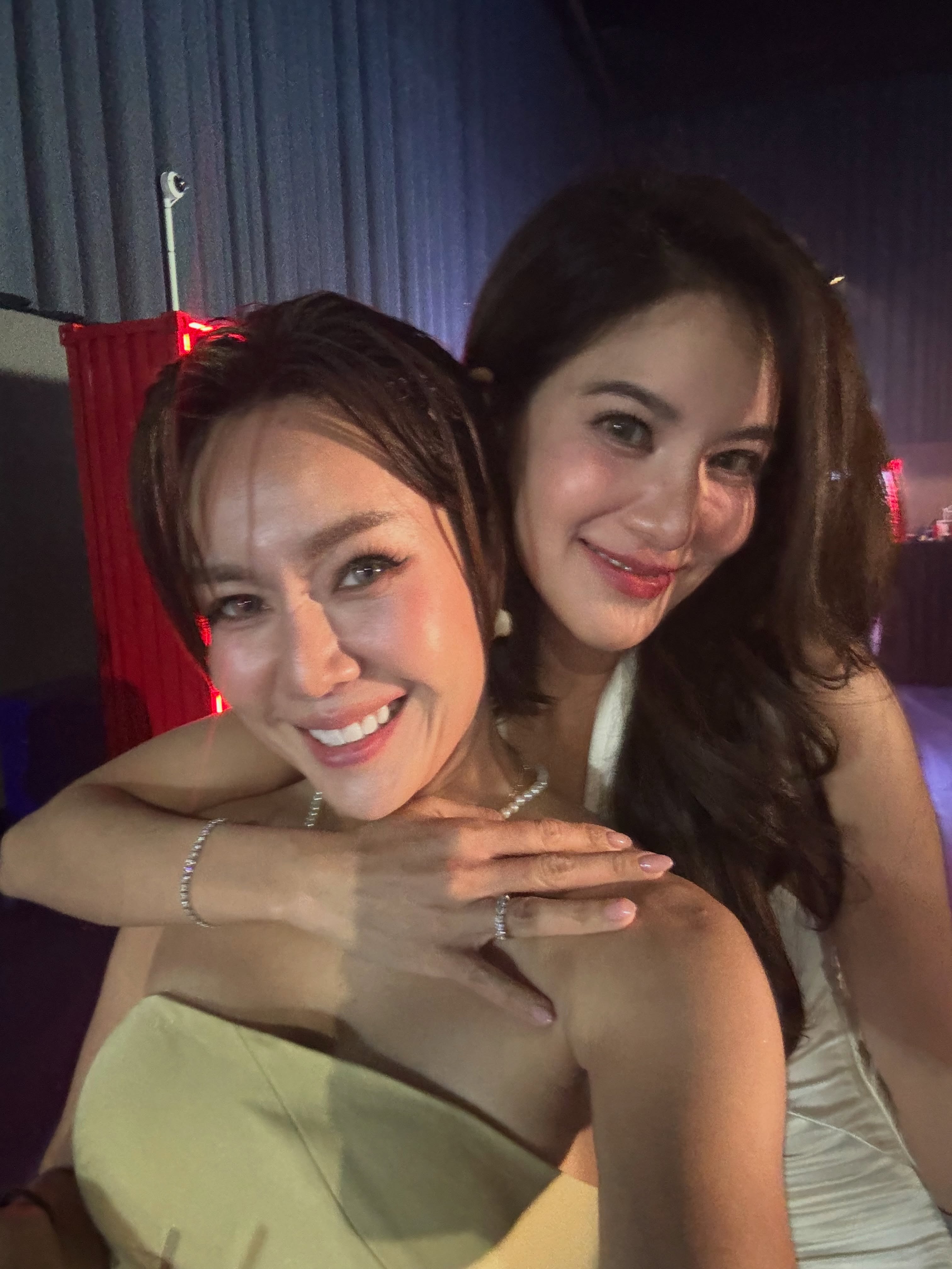 นิว - นภัสสร ภูธรใจ