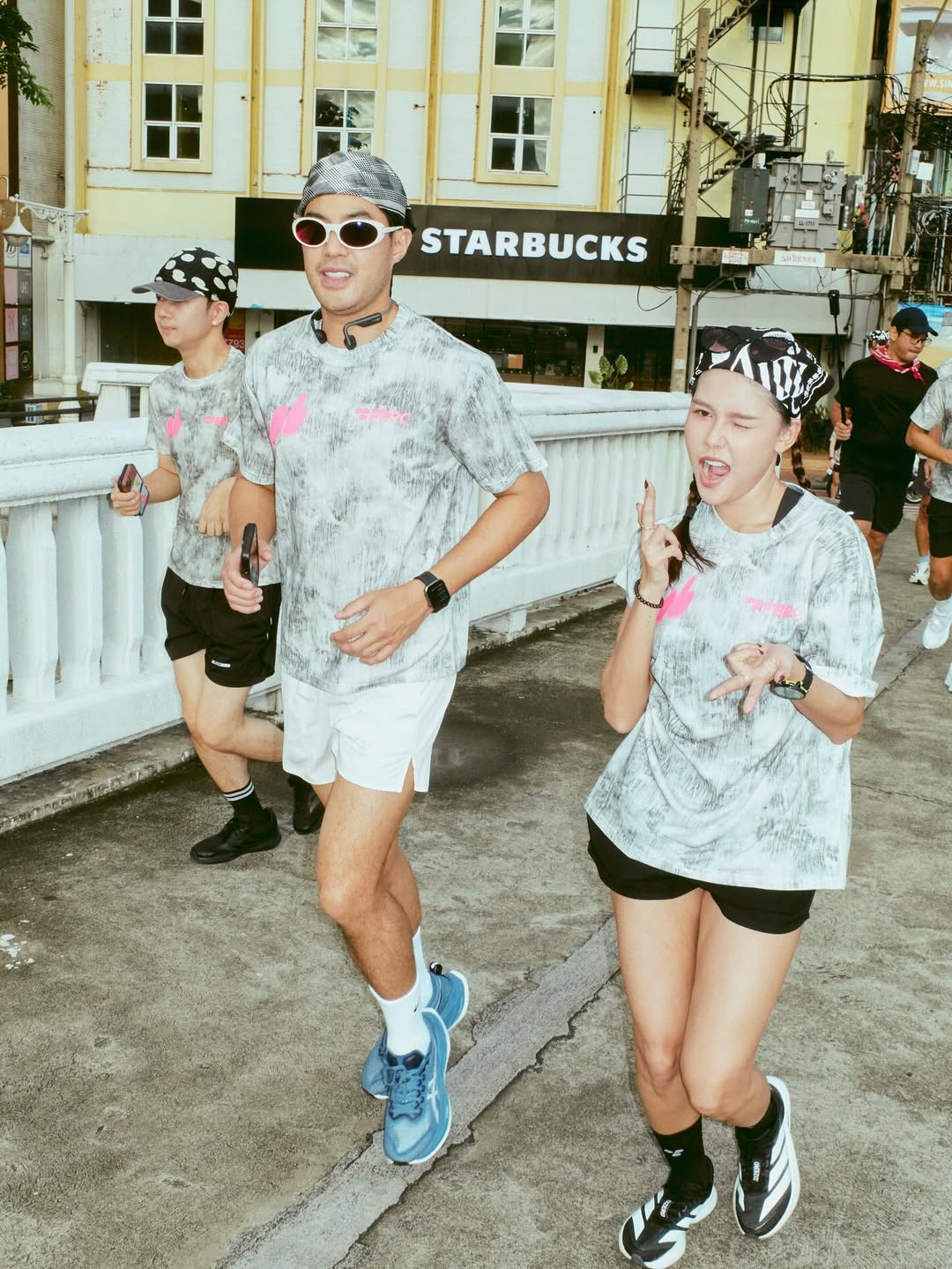 ท็อป - จรณ โสรัตน์