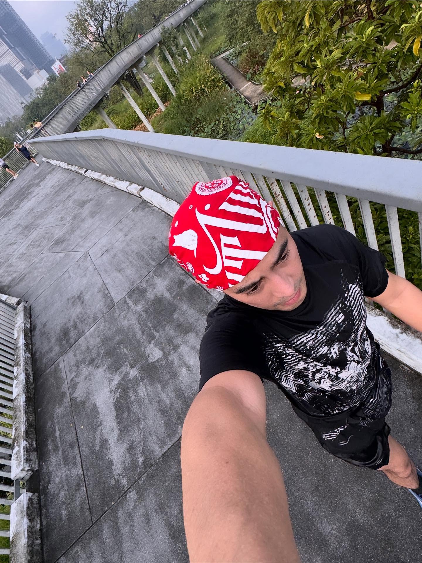 ท็อป - จรณ โสรัตน์