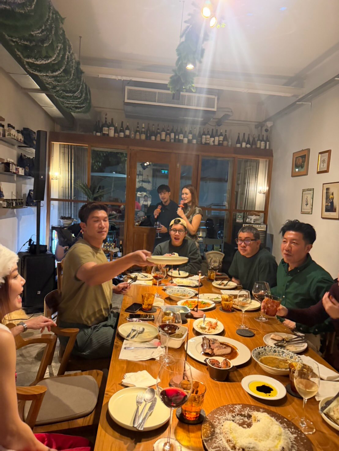 ท็อป - จรณ โสรัตน์