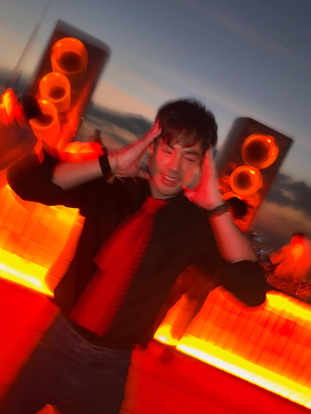 ท็อป - จรณ โสรัตน์