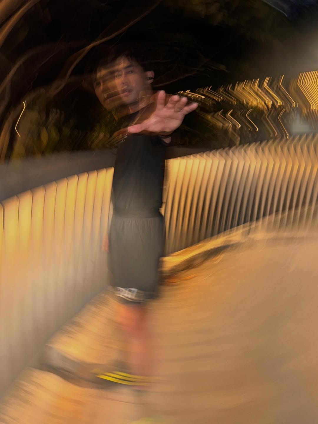 ท็อป - จรณ โสรัตน์