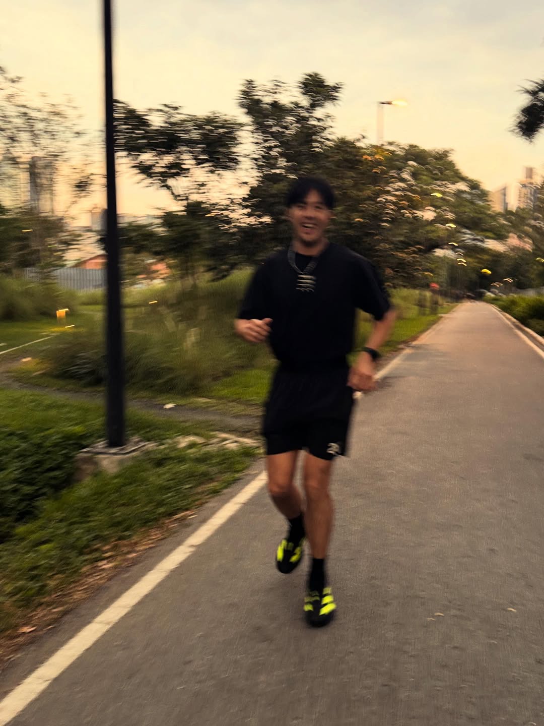 ท็อป - จรณ โสรัตน์