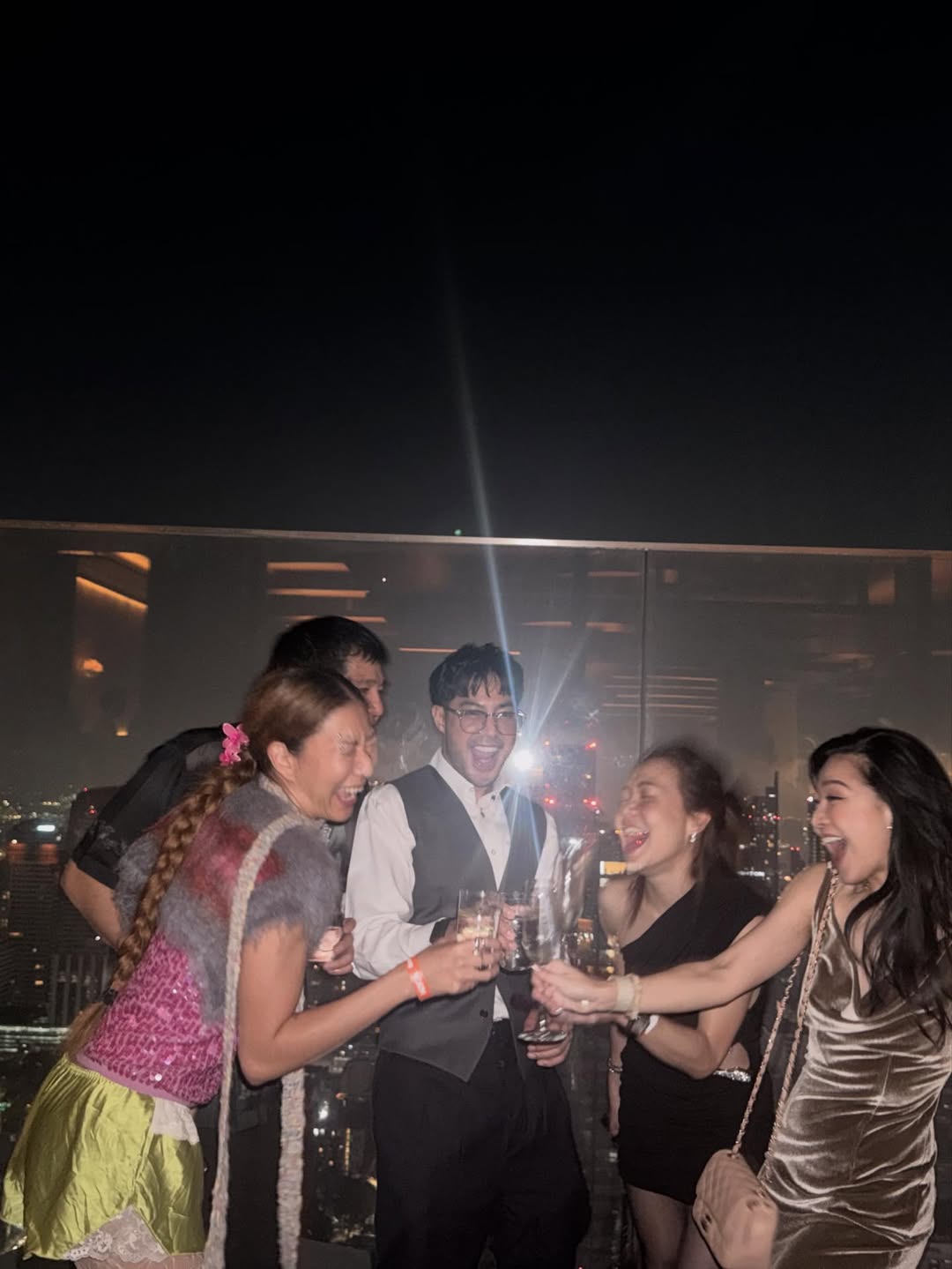 ท็อป - จรณ โสรัตน์