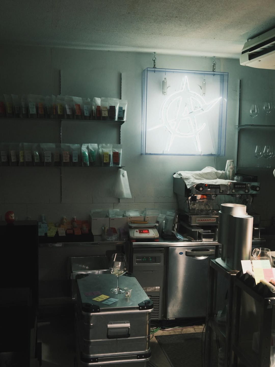 ท็อป - จรณ โสรัตน์