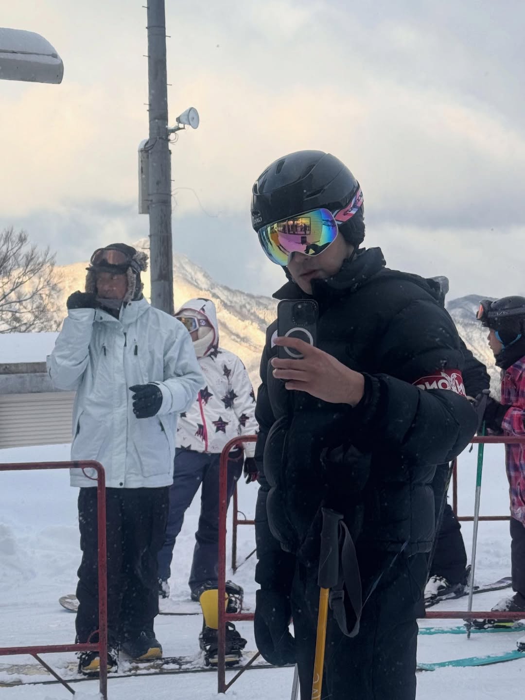 ท็อป - จรณ โสรัตน์