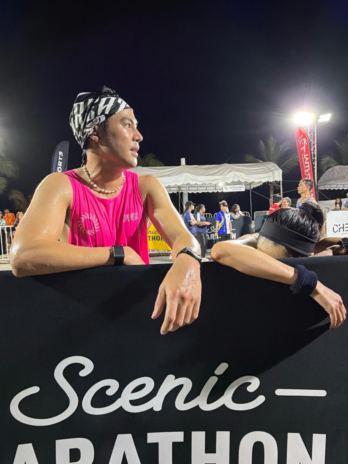 ท็อป - จรณ โสรัตน์