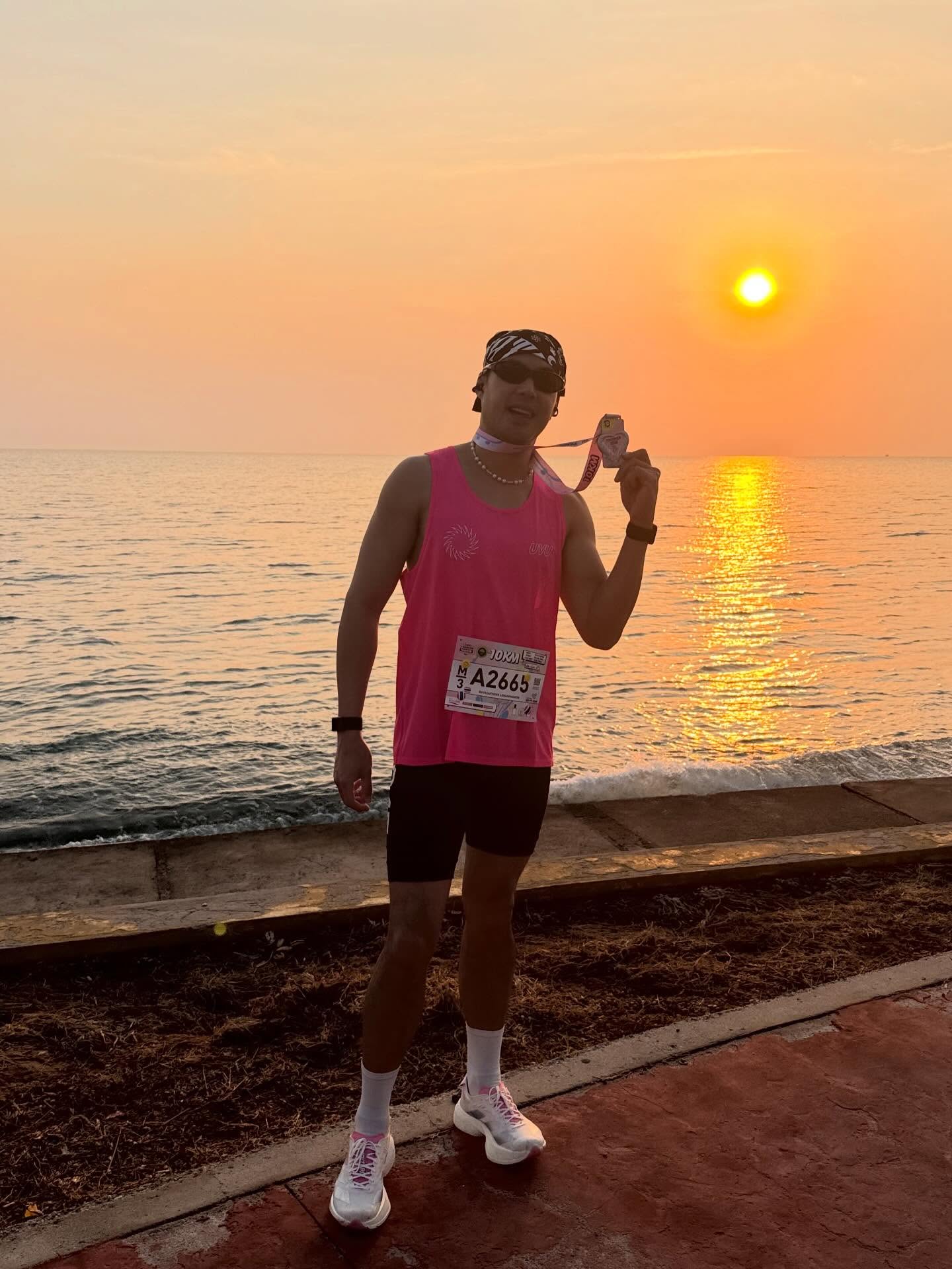 ท็อป - จรณ โสรัตน์