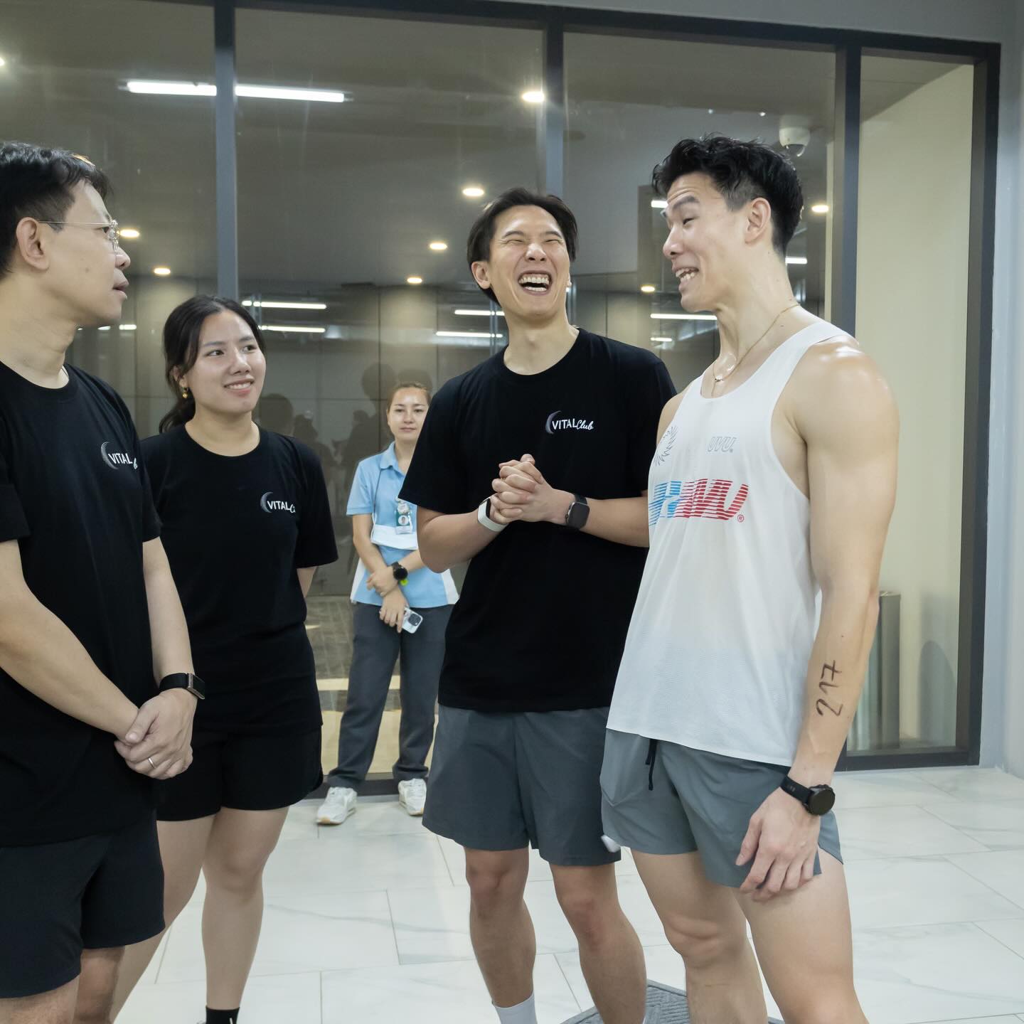 ท็อป - จรณ โสรัตน์