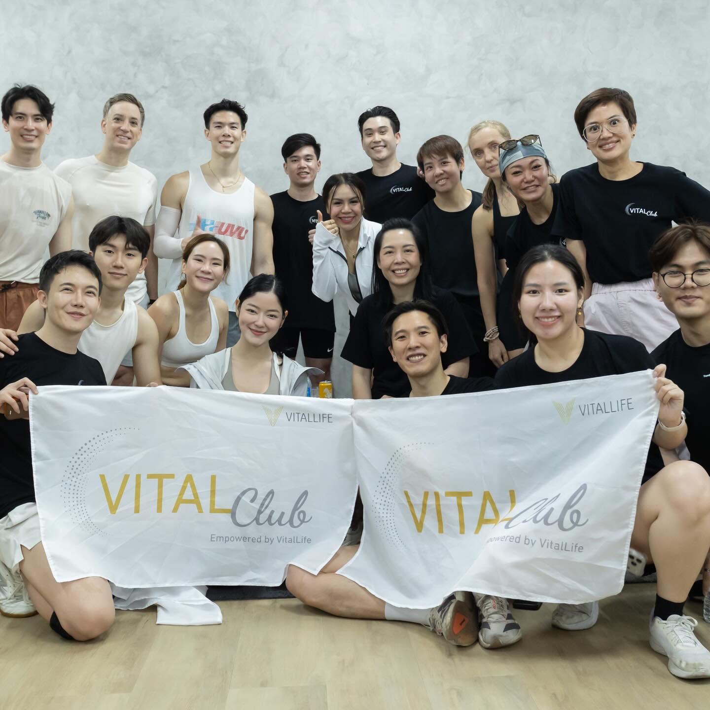 ท็อป - จรณ โสรัตน์