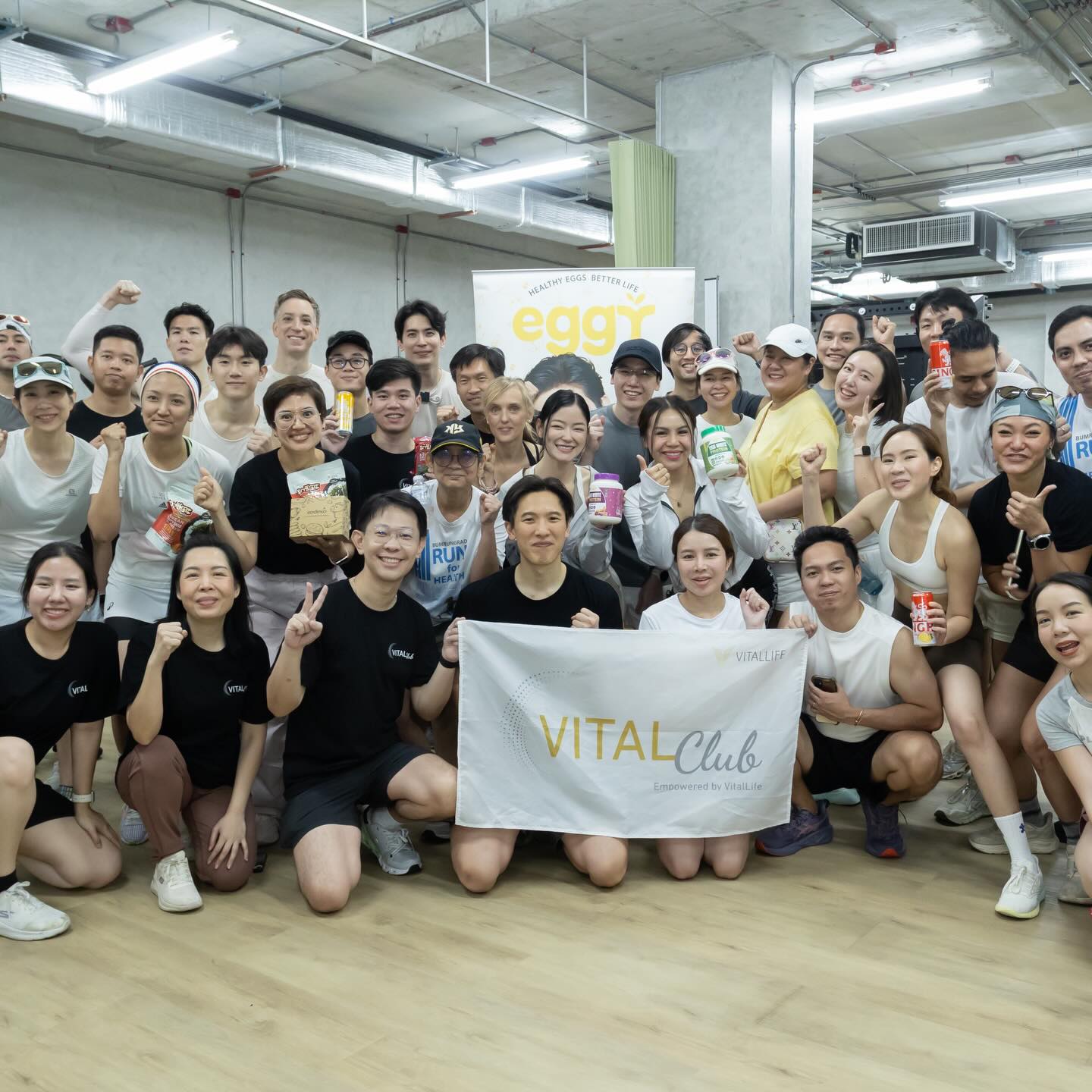 ท็อป - จรณ โสรัตน์