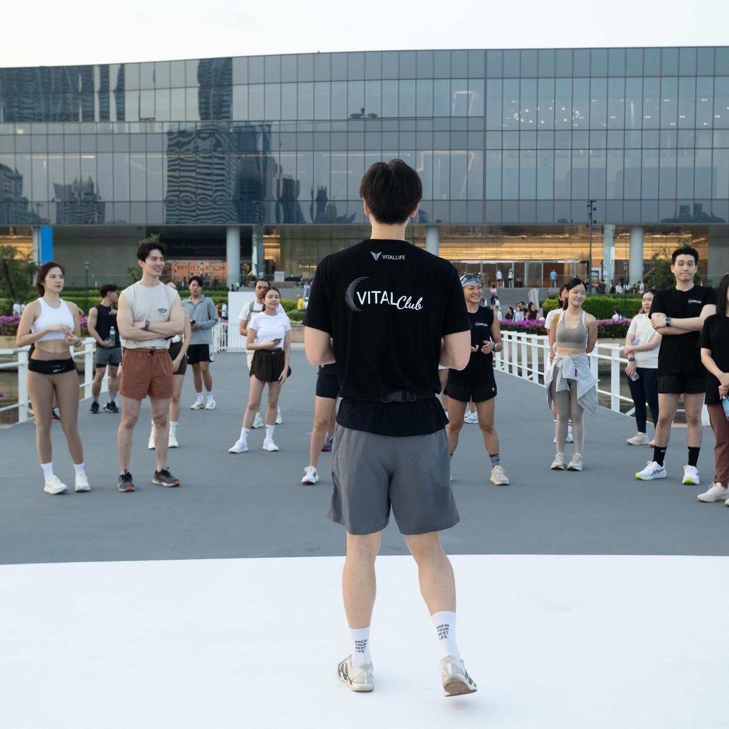 ท็อป - จรณ โสรัตน์