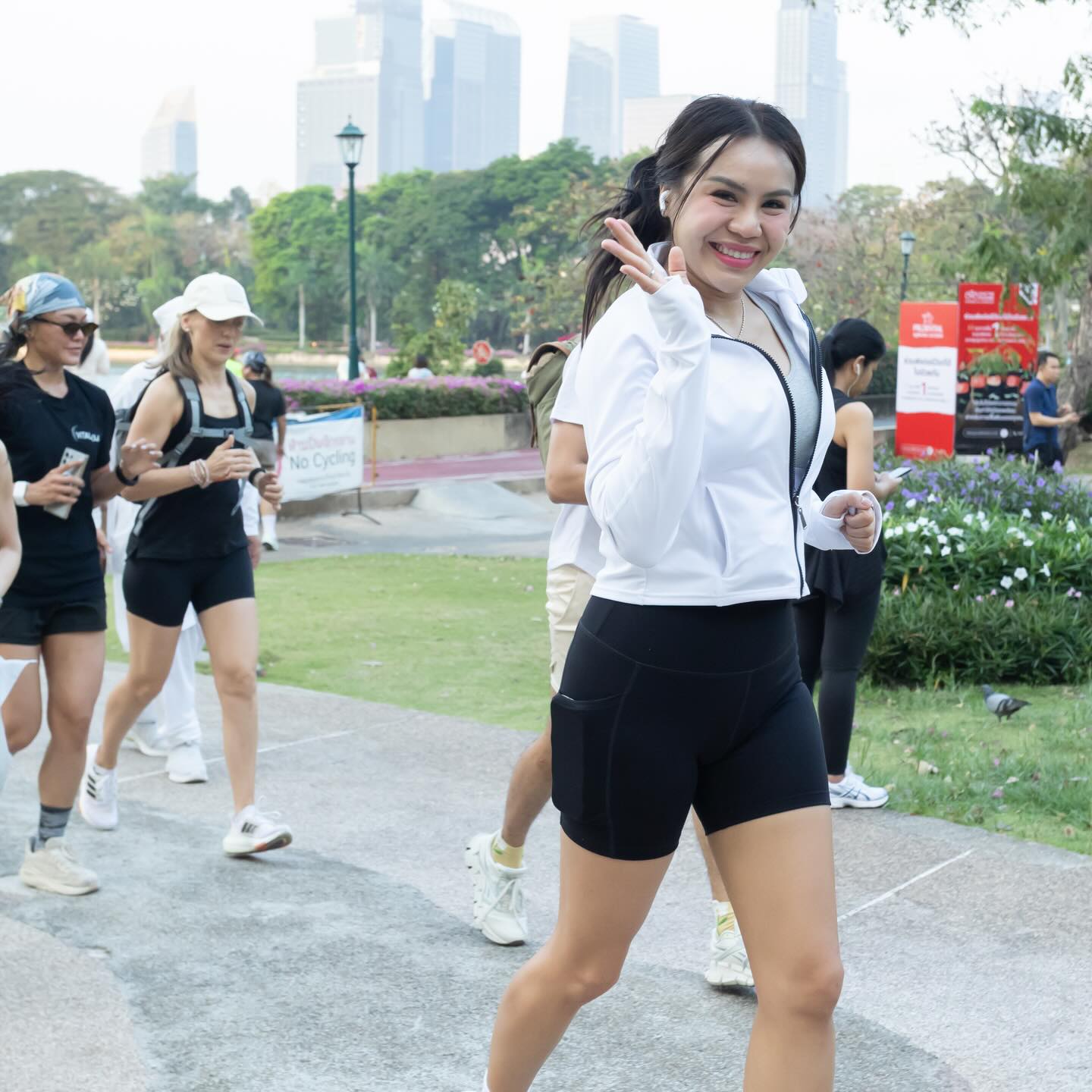 ท็อป - จรณ โสรัตน์