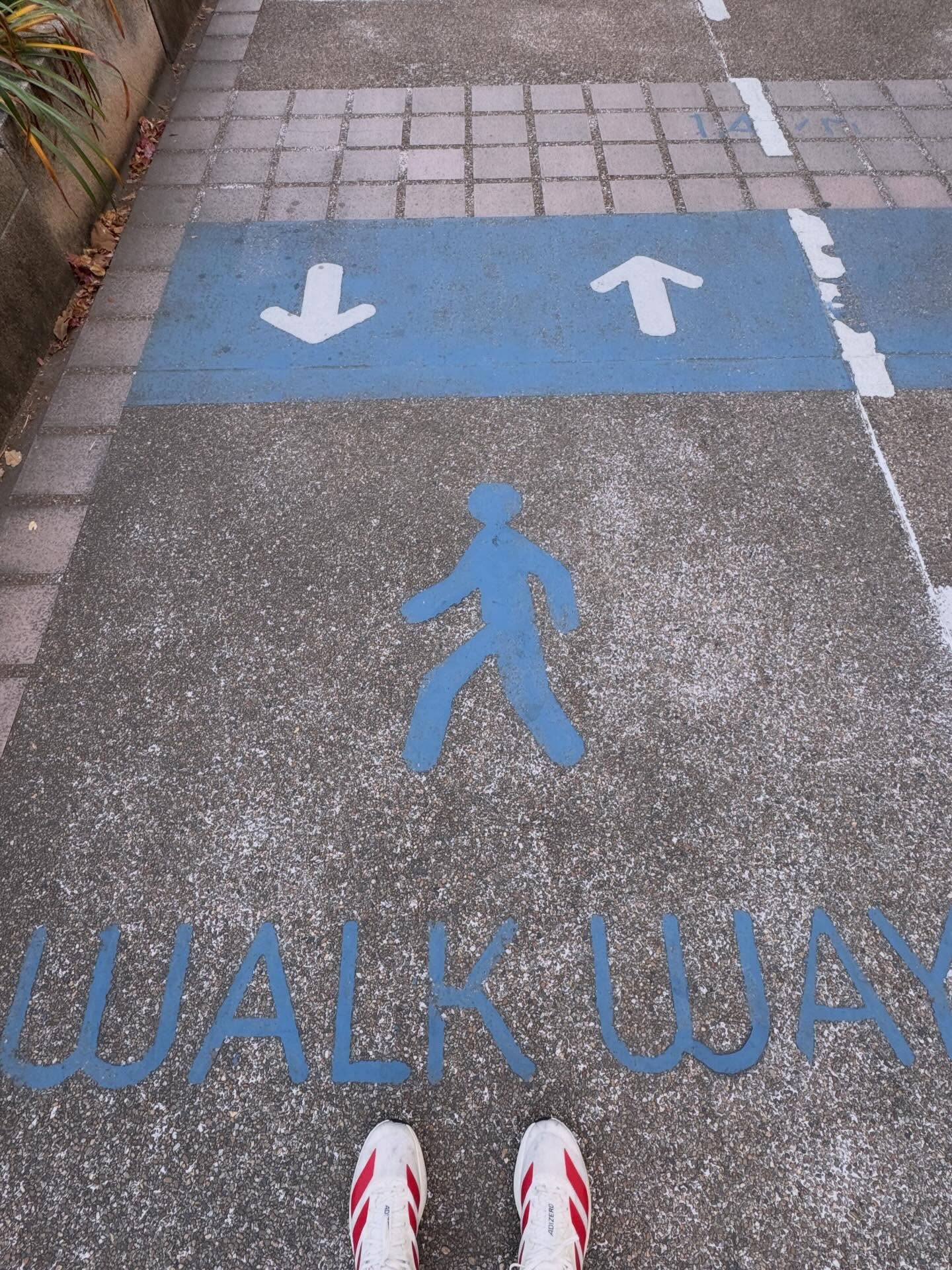 ท็อป - จรณ โสรัตน์