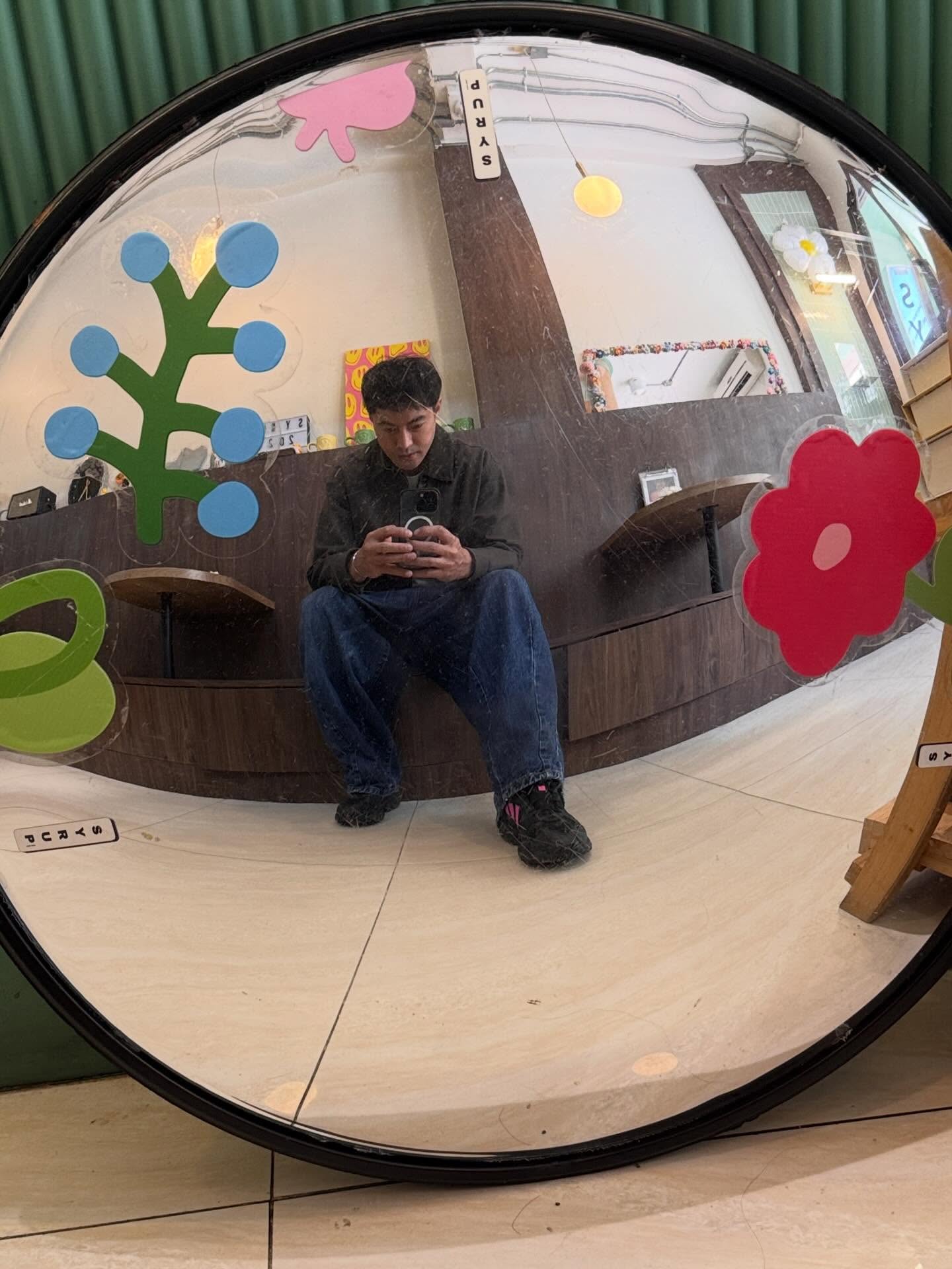 ท็อป - จรณ โสรัตน์