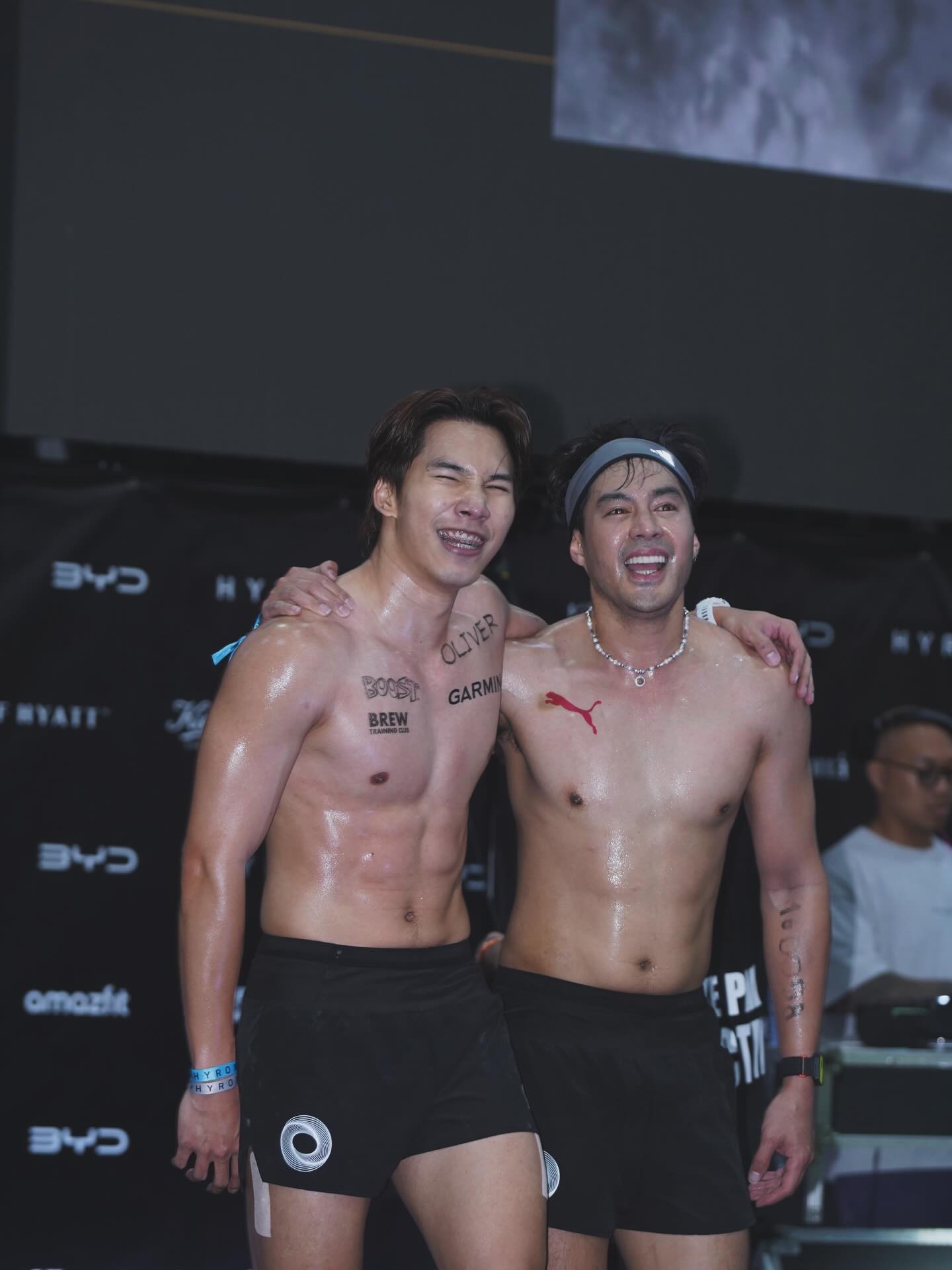 ท็อป - จรณ โสรัตน์