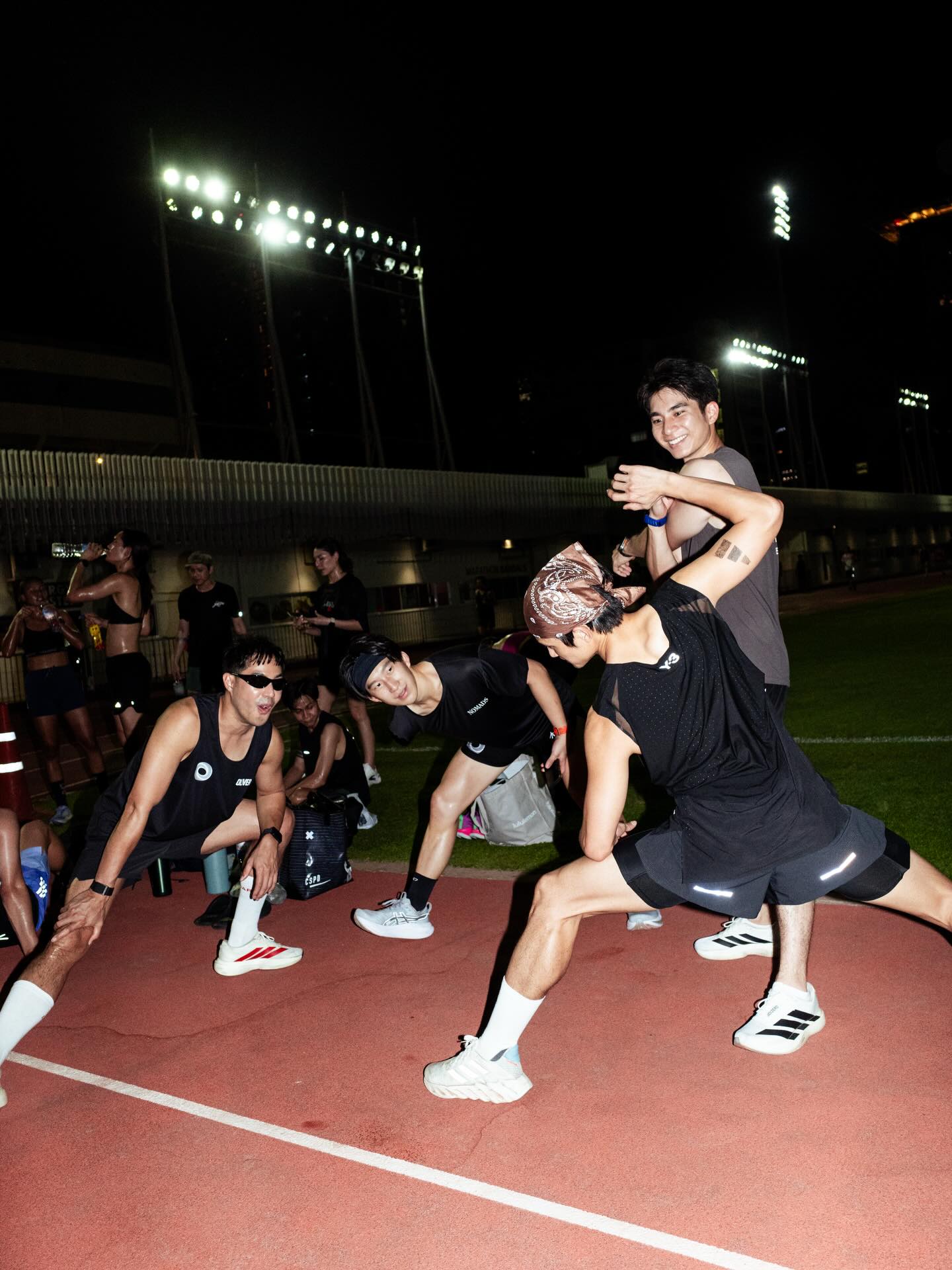 ท็อป - จรณ โสรัตน์