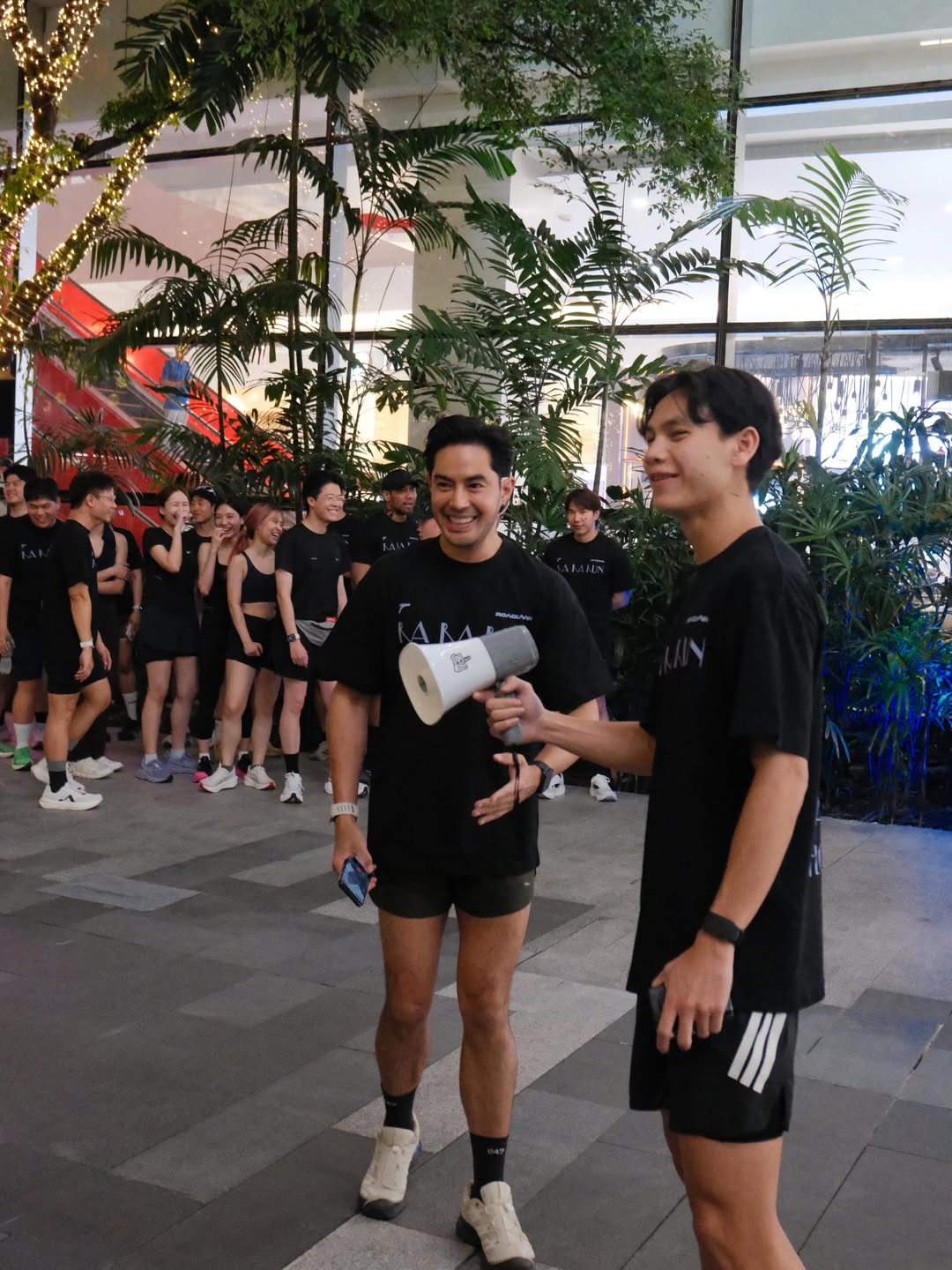 ท็อป - จรณ โสรัตน์