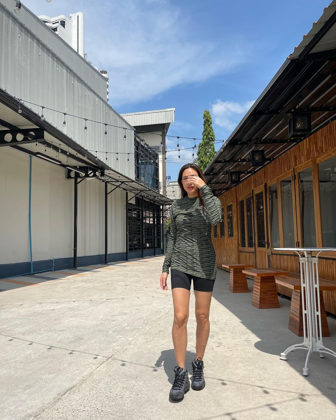 ตุ๊ก - ชนกวนันท์ รักชีพ