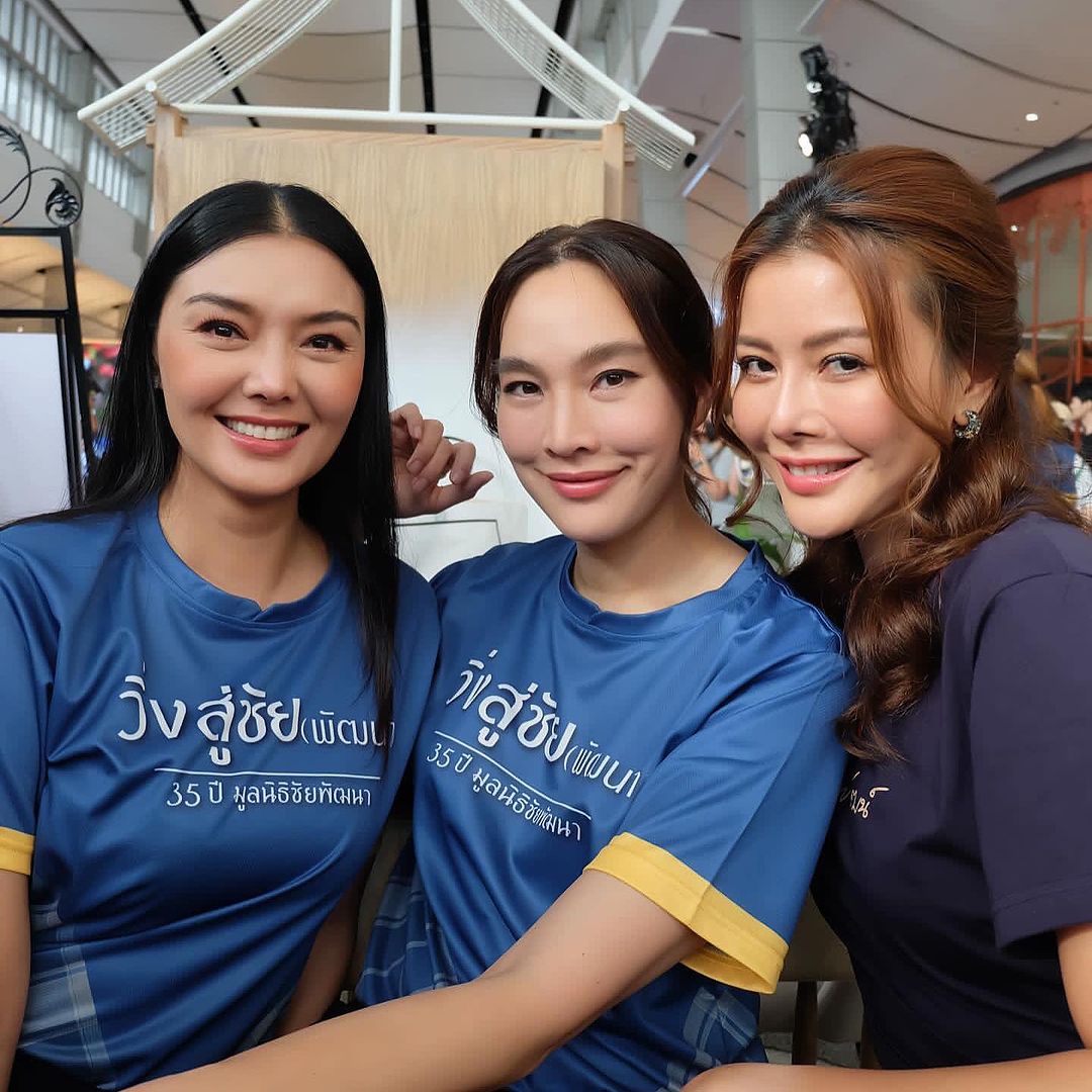 ตุ๊ก - ชนกวนันท์ รักชีพ