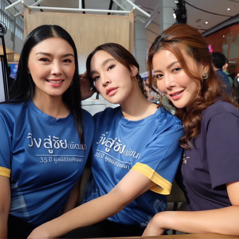 ตุ๊ก - ชนกวนันท์ รักชีพ